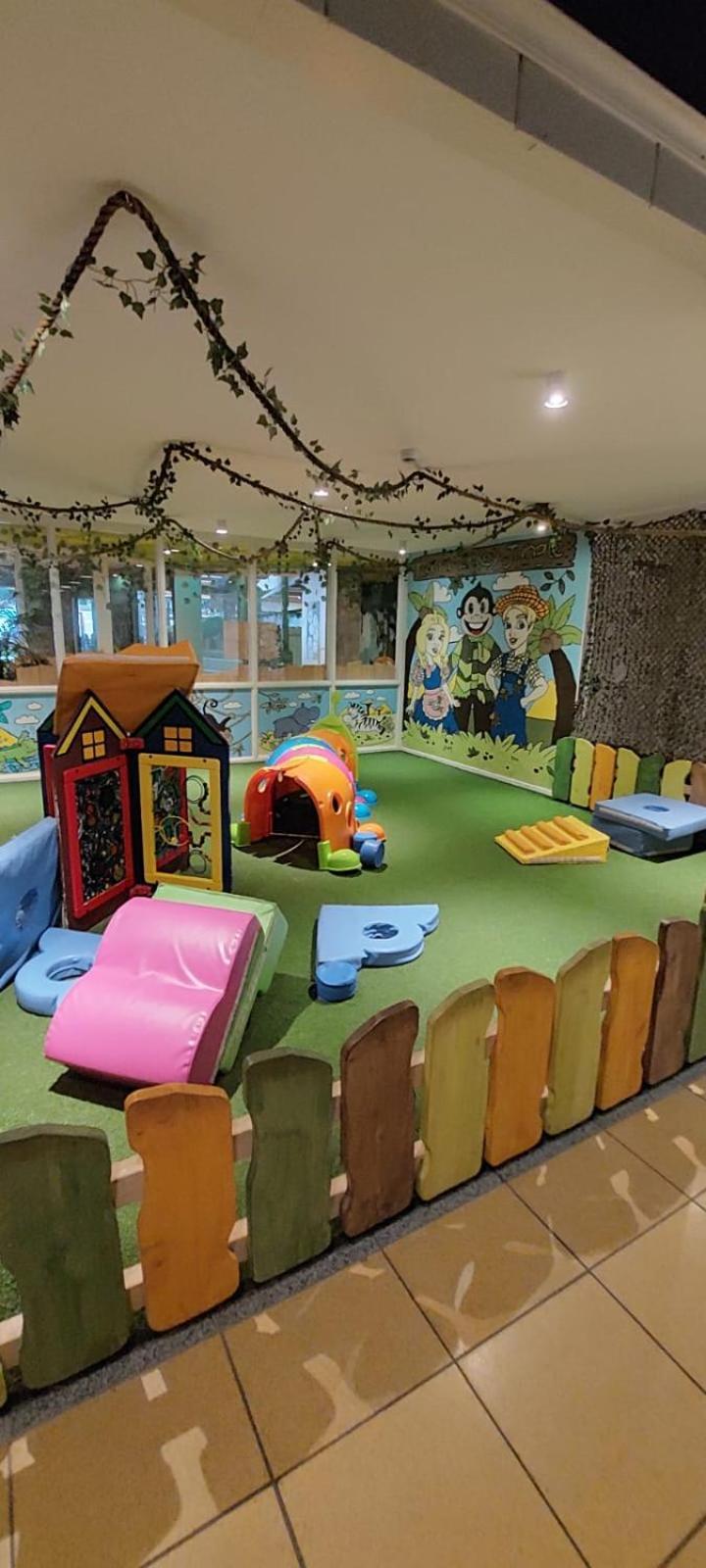 2 Bedroom Fins Chalet Gramsbergen Dış mekan fotoğraf