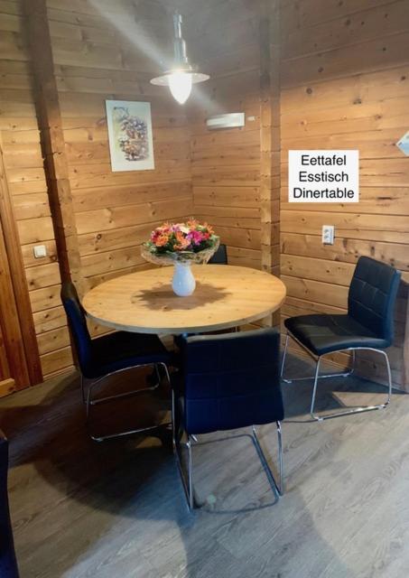 2 Bedroom Fins Chalet Gramsbergen Dış mekan fotoğraf